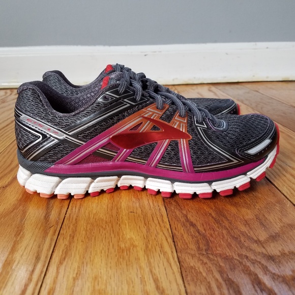 brooks gts 17 womens size 7